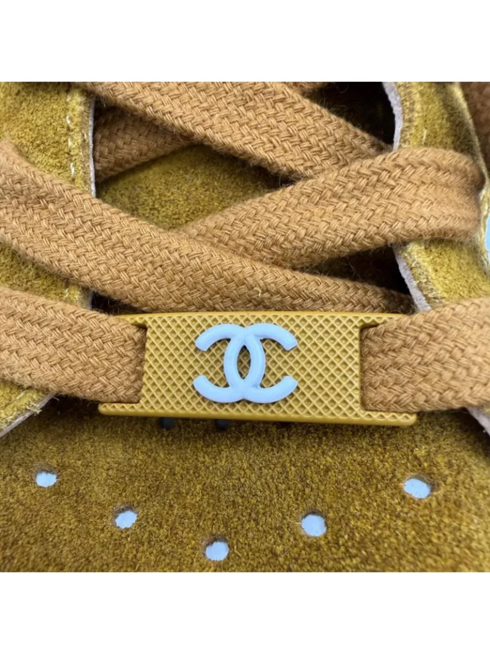 Chanel CC Logo Suede Leather Low-Top Sneakers Brown